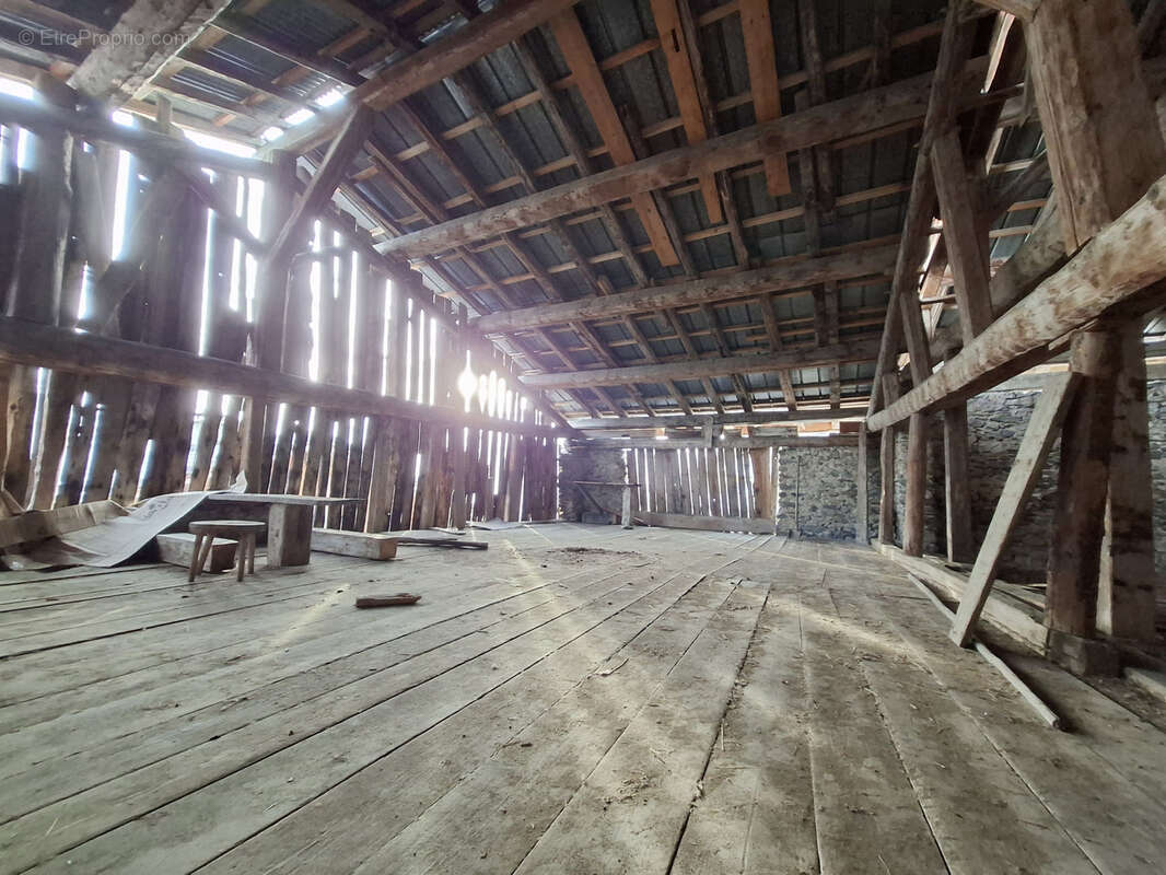 Maison à FEISSONS-SUR-SALINS