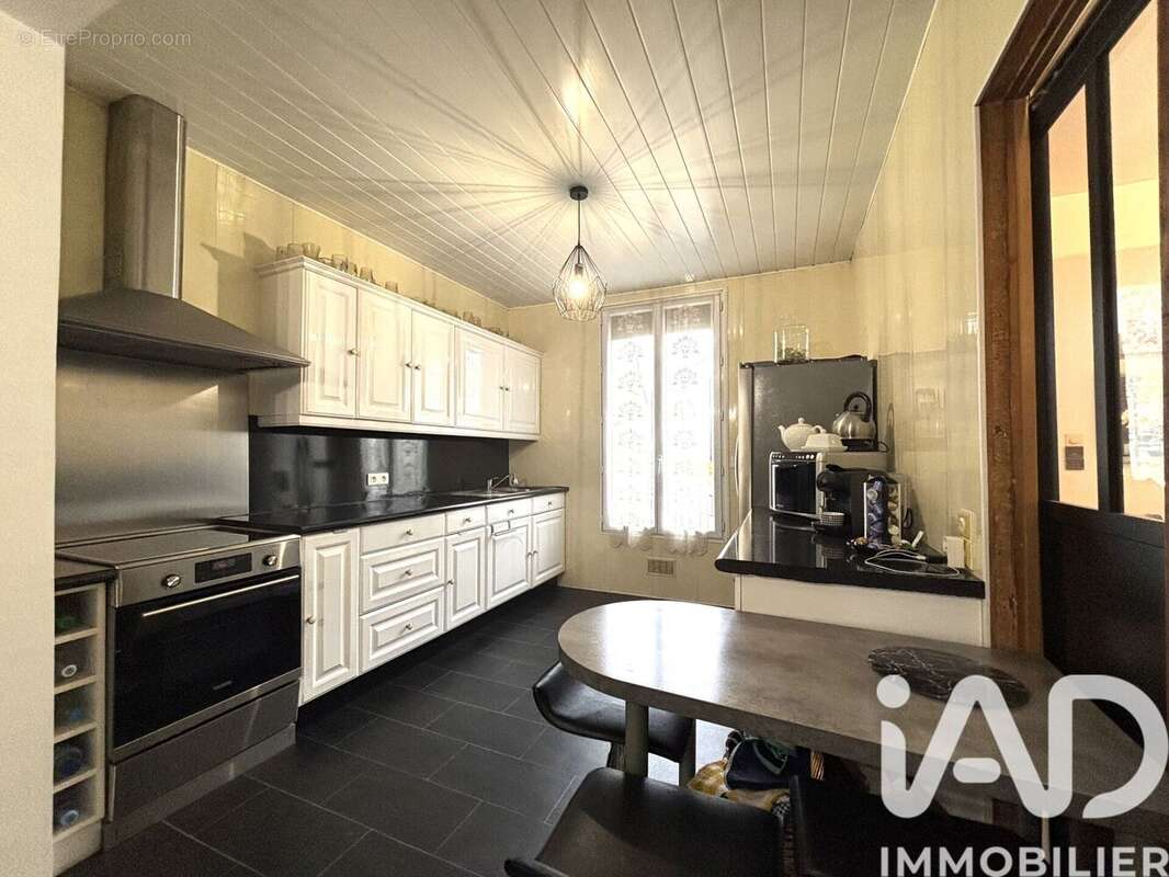 Photo 6 - Maison à VILLEMOMBLE