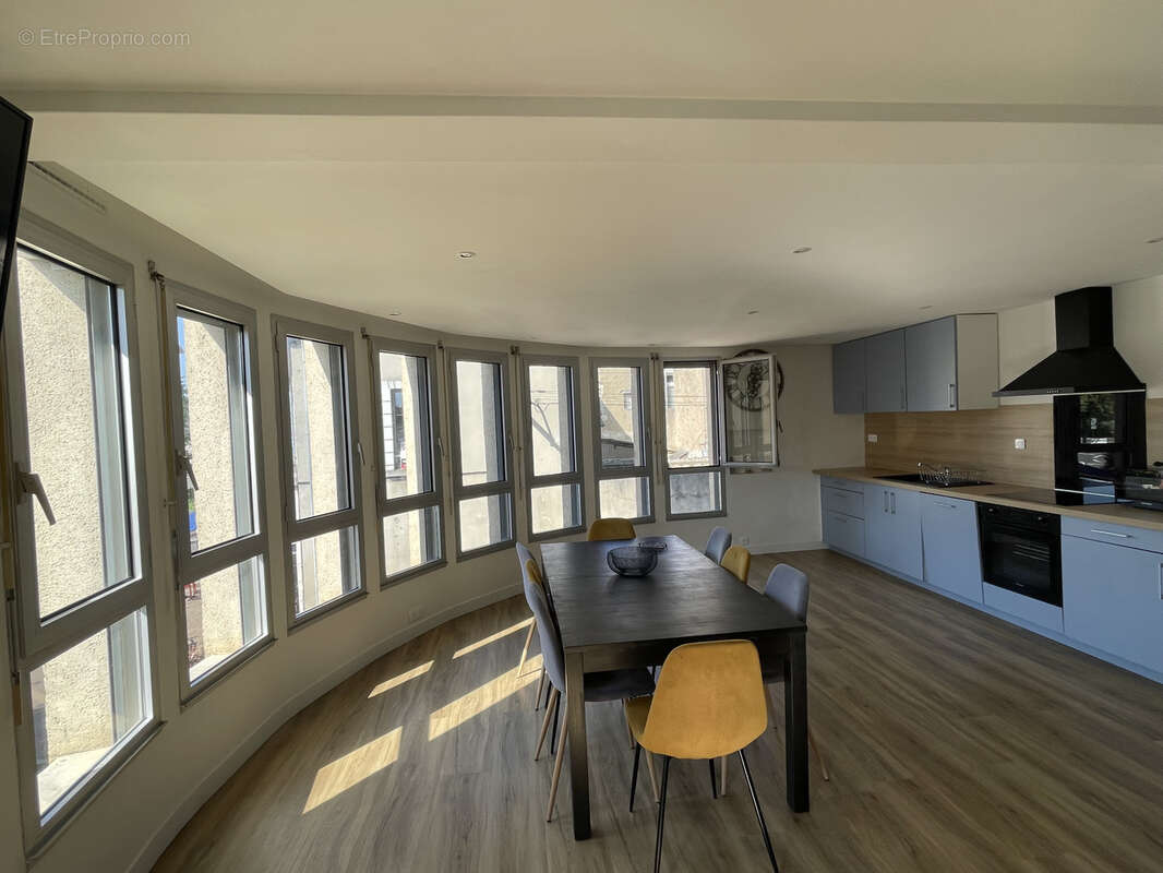 Appartement à SABLE-SUR-SARTHE