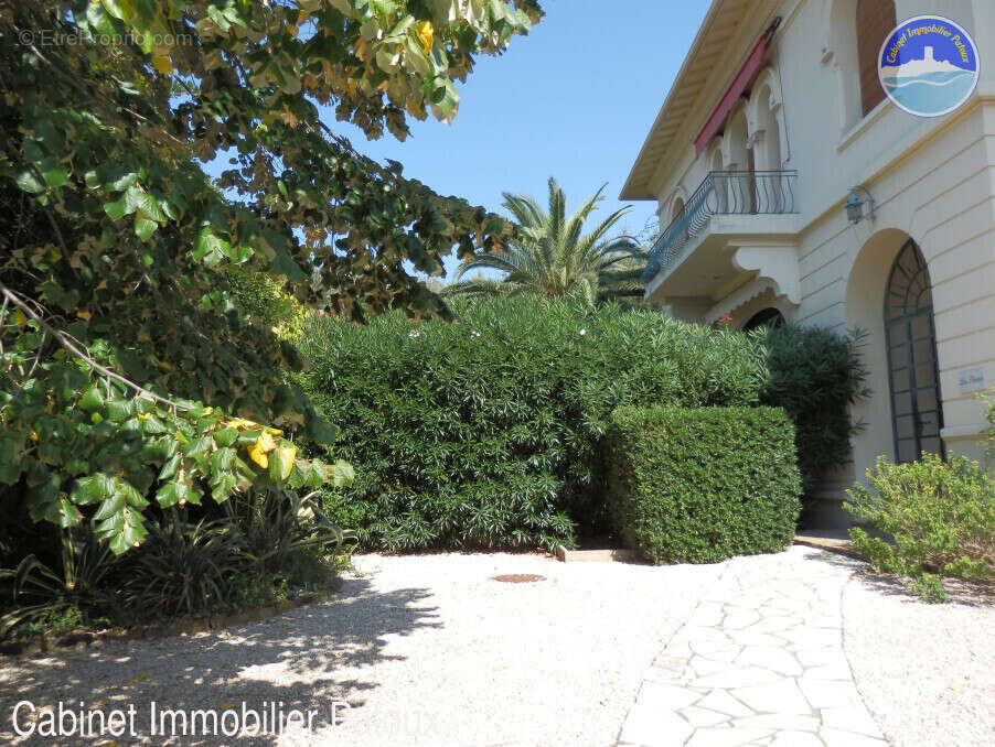 Appartement à SAINT-RAPHAEL