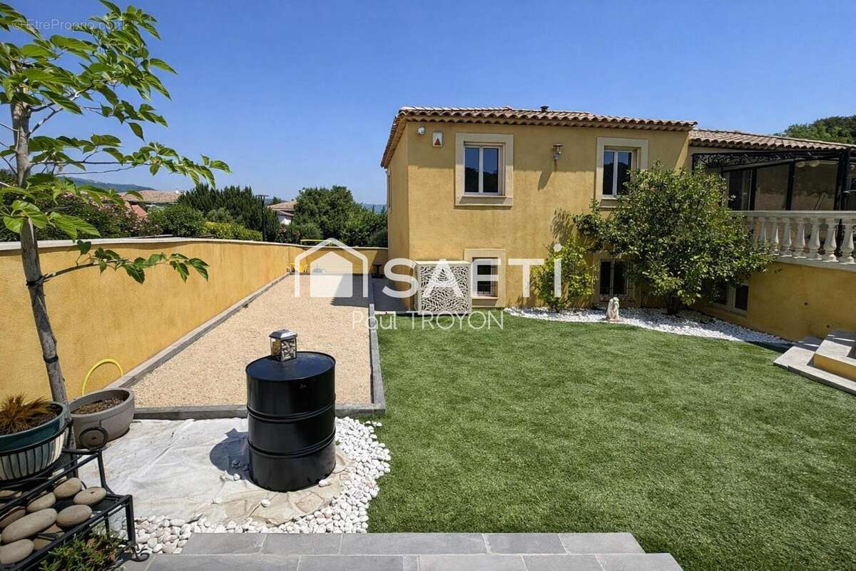 Photo 8 - Maison à MARSEILLE-13E