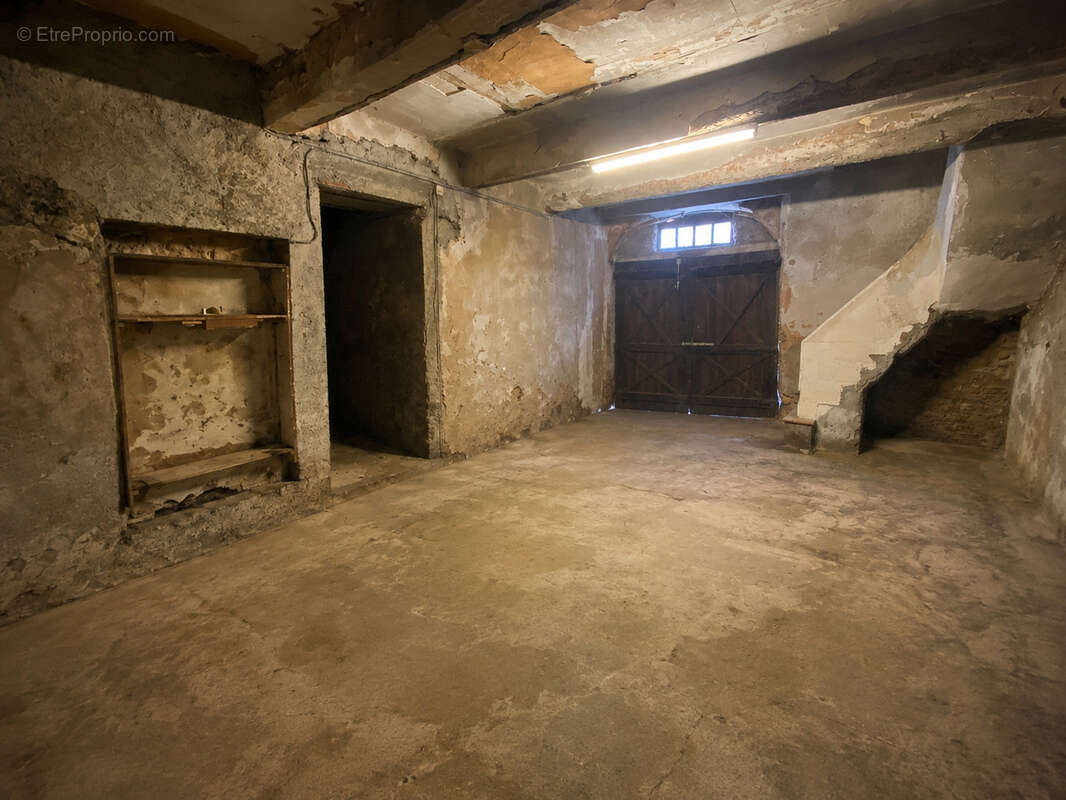 Maison à CRUZY