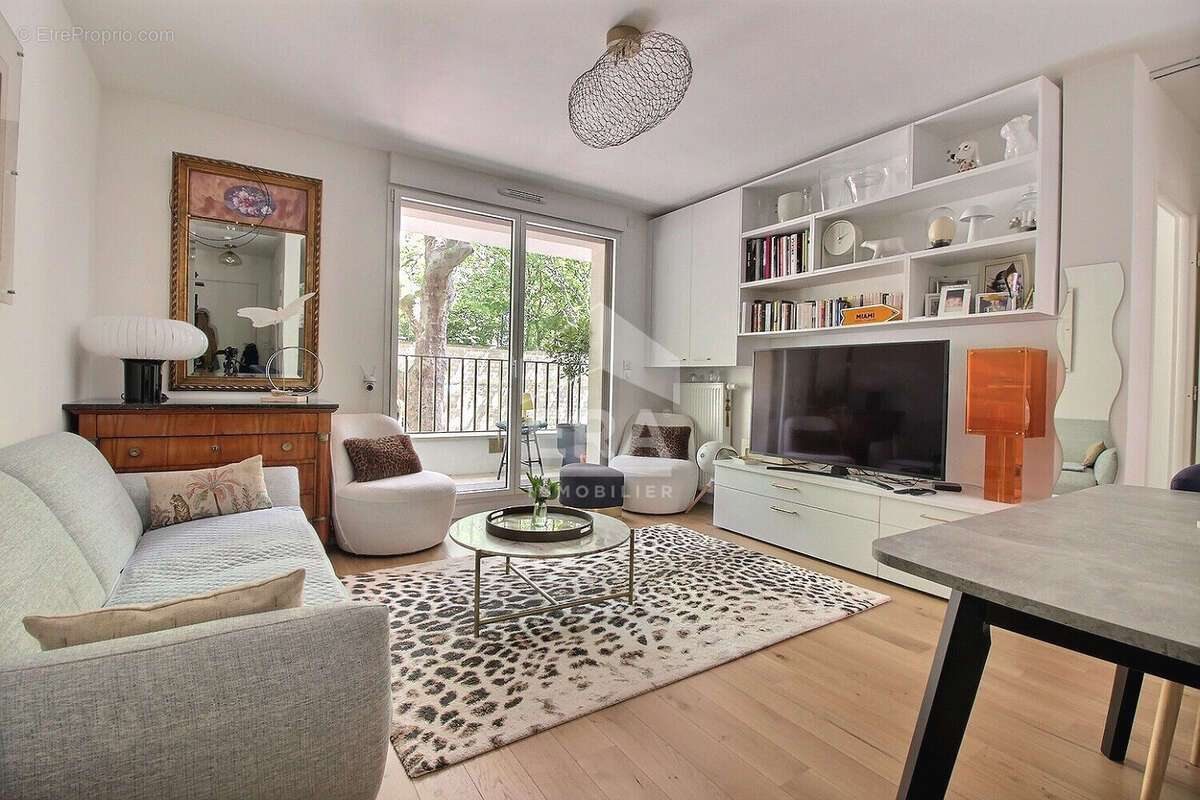Appartement à CLICHY