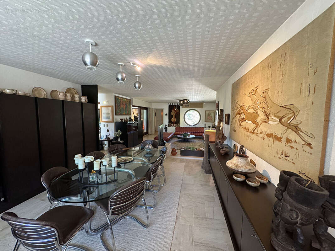 Villa de standing sur un parc paysager de 4 800 m² avec piscine et vue dominante, DIEULEFIT - photo 6