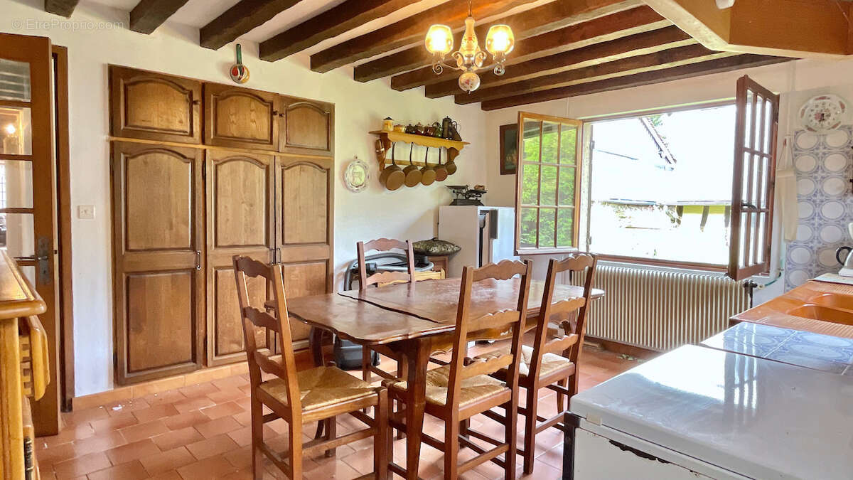 Maison de village avec bord de rivière - photo 8
