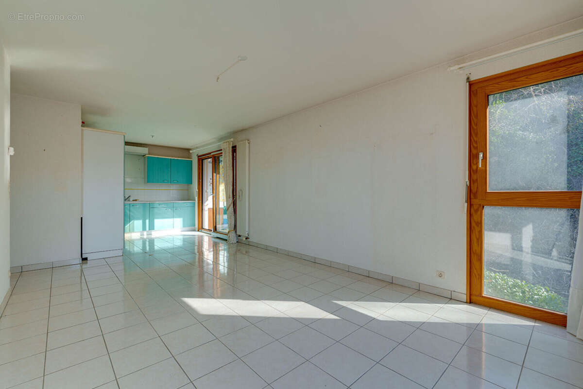 Appartement à EVIAN-LES-BAINS