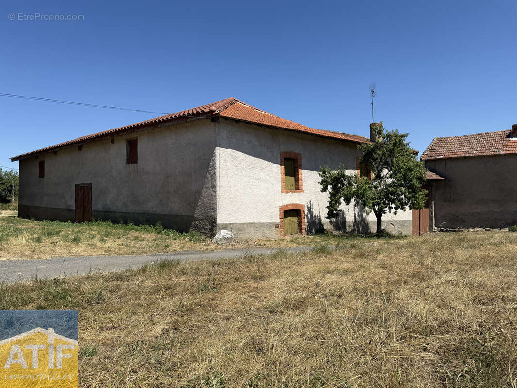 Maison à SAINT-MARTIN-LA-SAUVETE