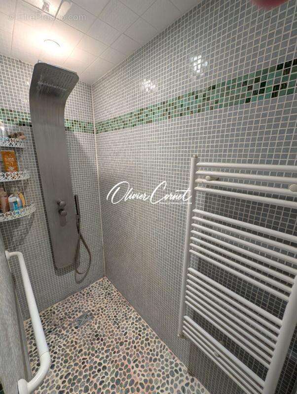 Maison à SAINT-DENIS-D'AUTHOU