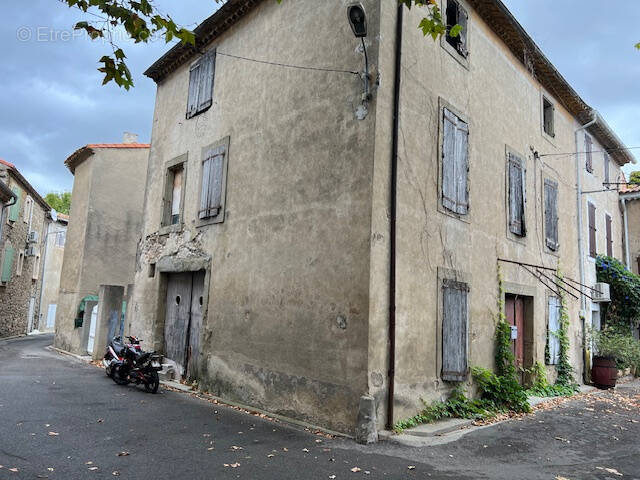 Maison à AZILLE