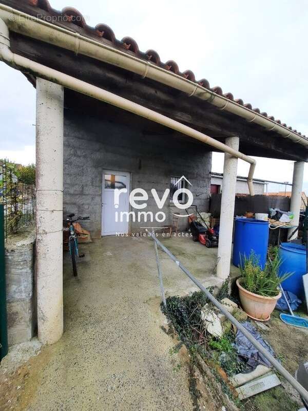 Maison à SAINT-REMY-EN-MAUGES