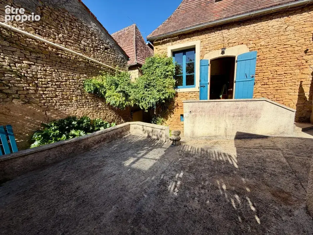 Maison en pierre au cœur de Sainte-Alvère – Idéale en résidence secondaire ou pour un investissement locatif - photo 15