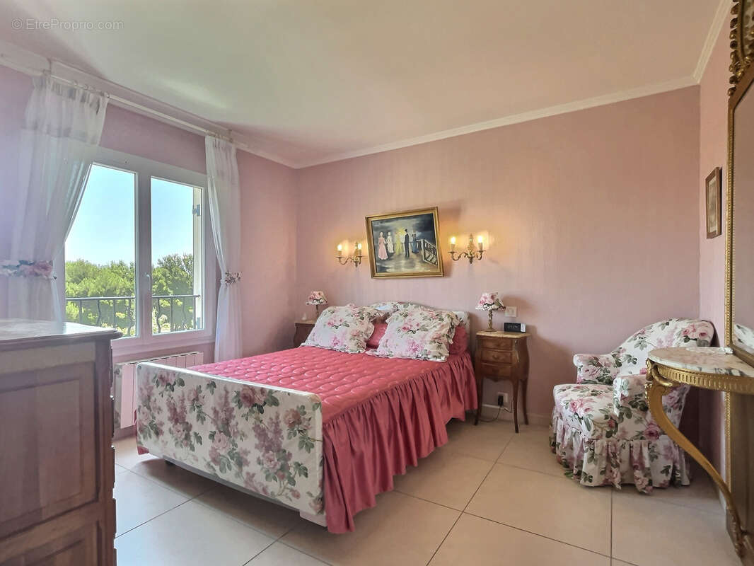 Appartement à HYERES