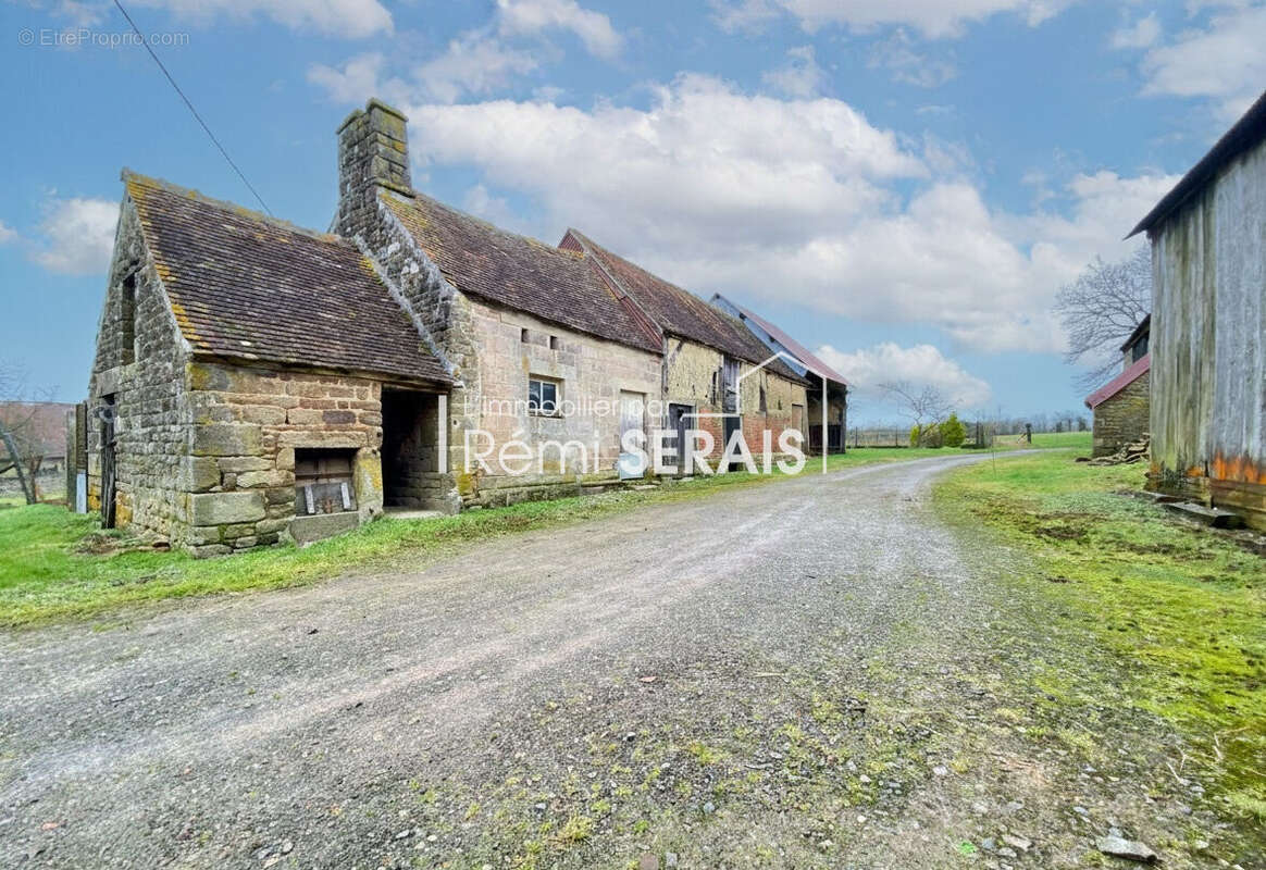 Maison à SAINT-GEORGES-D&#039;ANNEBECQ