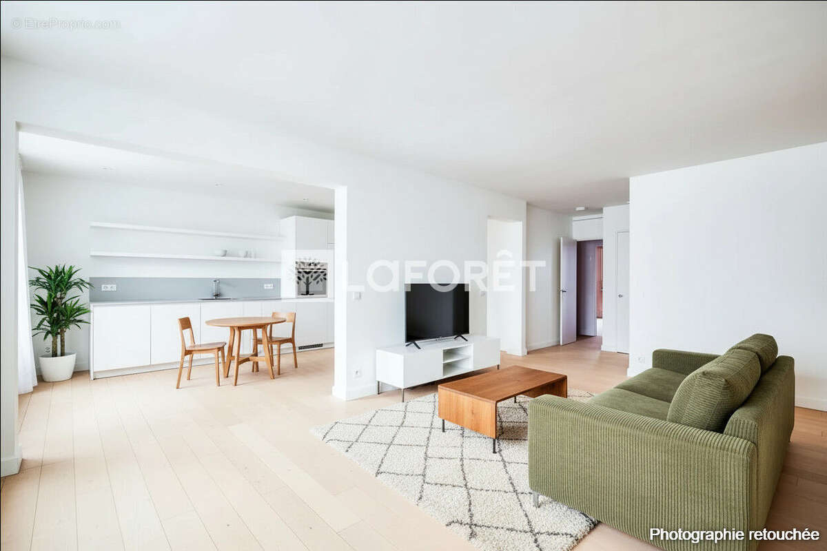 Appartement à PARIS-14E