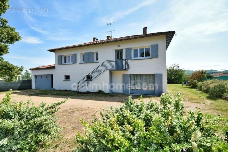 EXCLUSIVITE / Belle propriété / 63160 Billom - photo 2