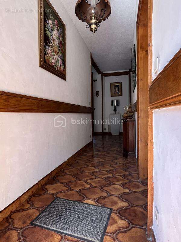 Maison atypique de 172 m² - photo 2