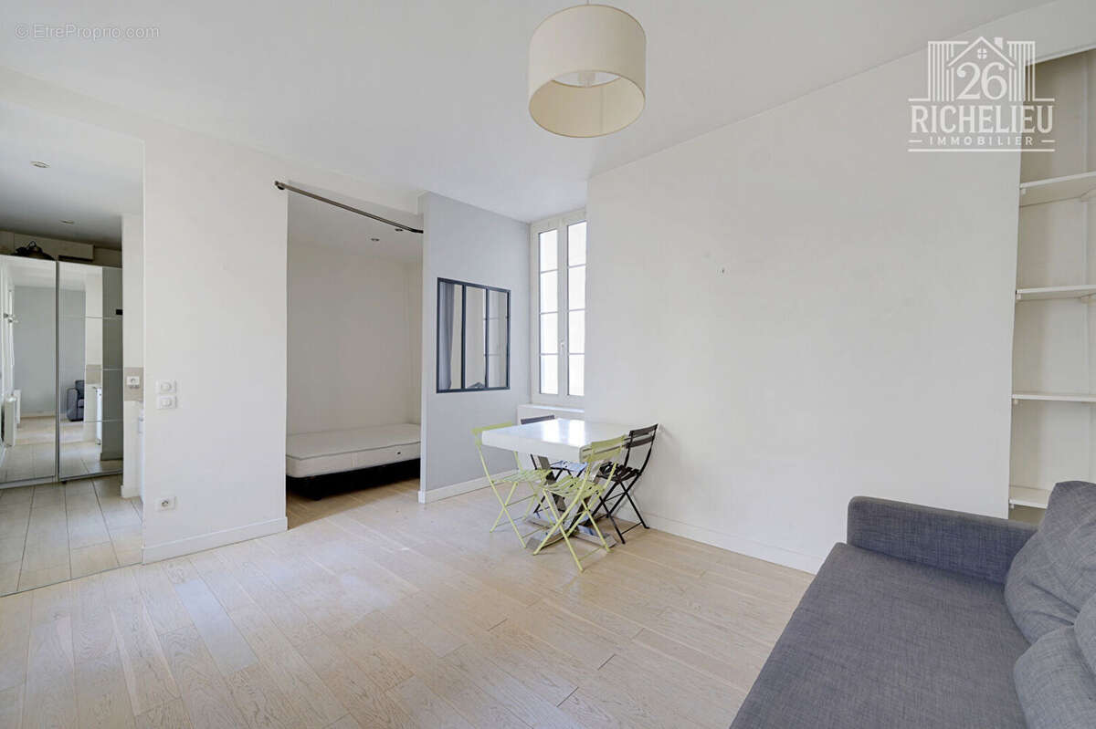 Appartement à PARIS-4E