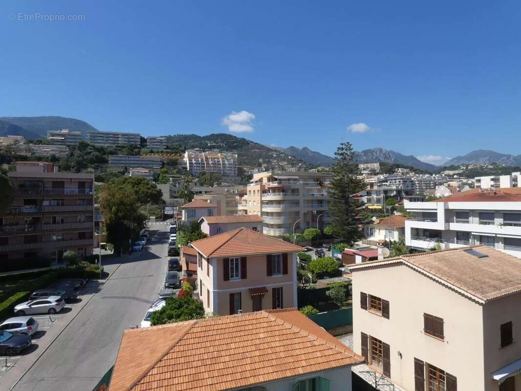 Appartement à ROQUEBRUNE-CAP-MARTIN