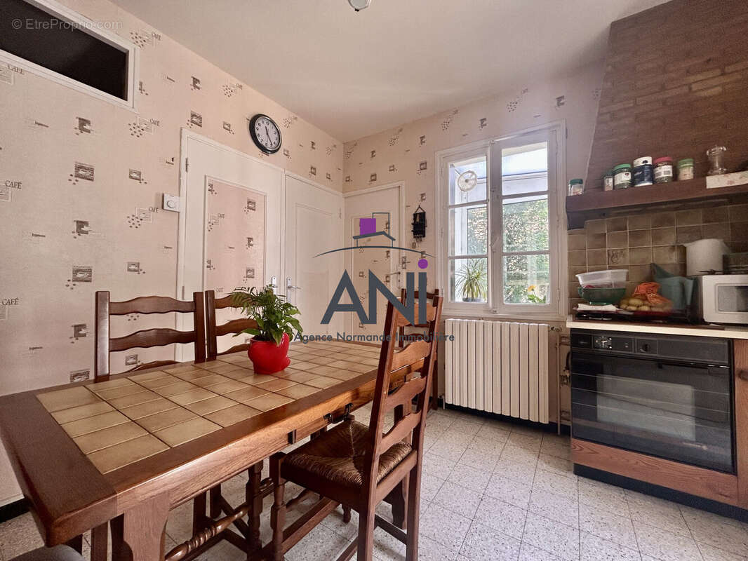 Maison 64 m² à Greges  - photo 2