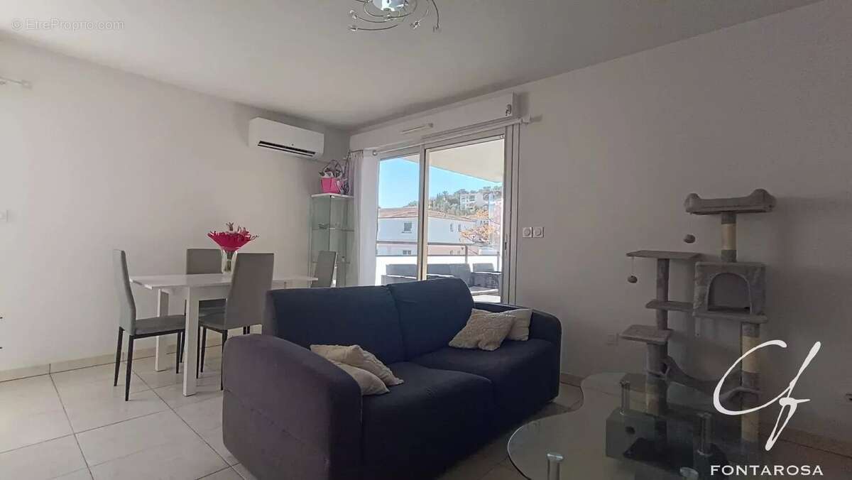 Appartement à SAINT-RAPHAEL