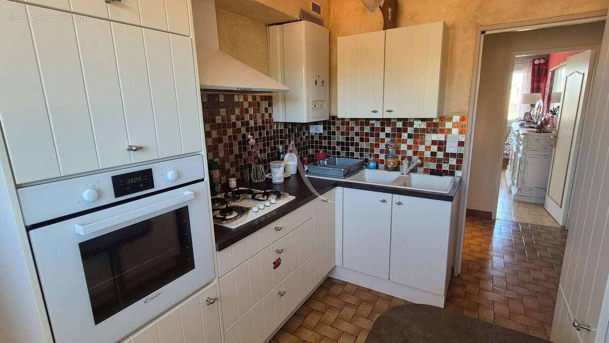 Appartement T3 77m², vue cathédrale, cave - photo 7