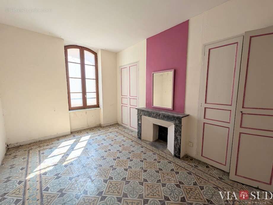 Maison à LESPIGNAN