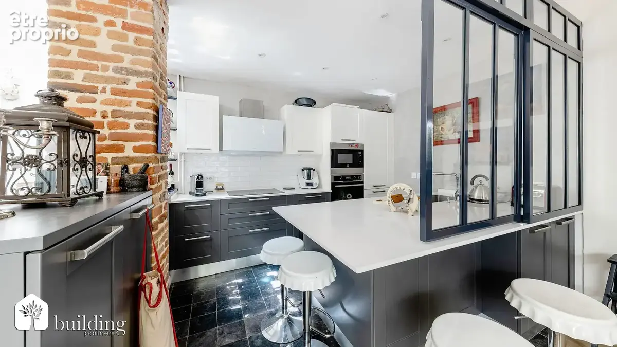 Louise Michel Levallois-Perret - Maison 7 pièces 167 m² habitables (120 m² Carrez) avec 13 m² de terrasse - photo 6