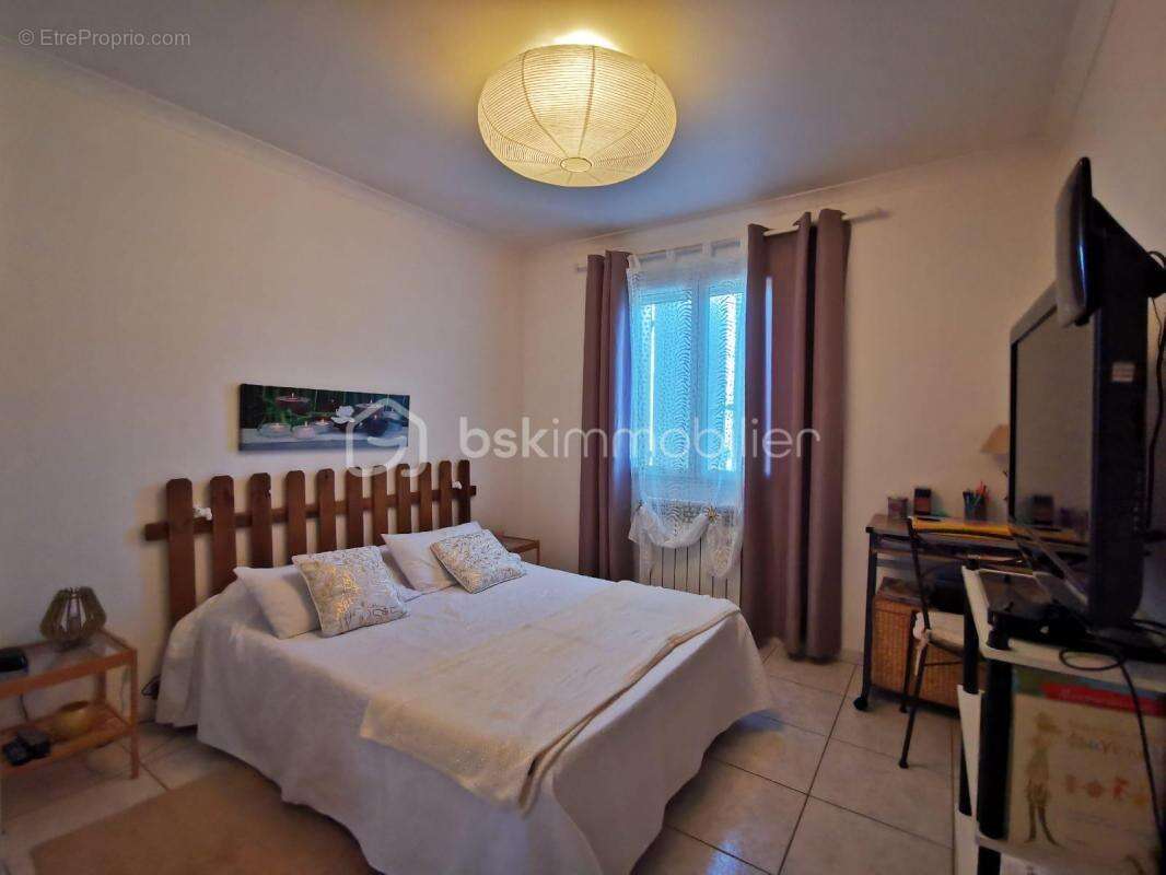 Maison à ROQUEMAURE