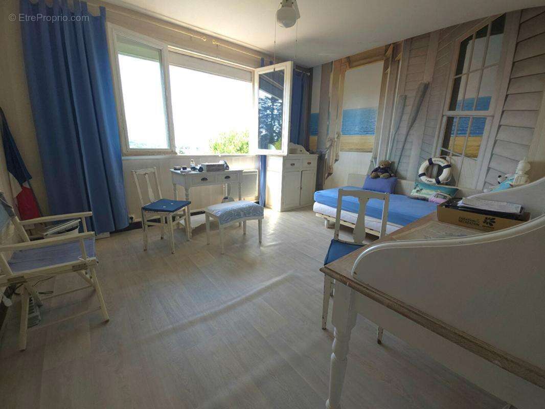 Marseillette : votre maison t4 avec vue imprenable - photo 9