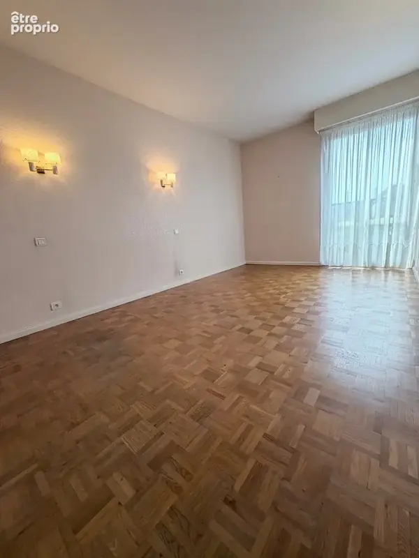 Appartement F4 lumineux avec parking - photo 7