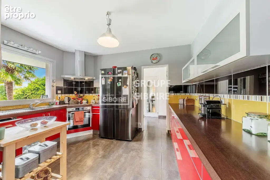 A VENDRE - Agence GIBOIRE PACE *EXCLUSIVITE* - Maison 7 pièces env. 200 m² au sol - La Chapelle Des Fougeretz - photo 4