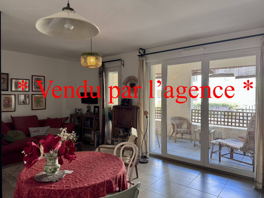 Appartement à L'ISLE-SUR-LA-SORGUE