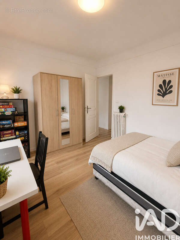 Photo 7 - Appartement à BOURG-LA-REINE