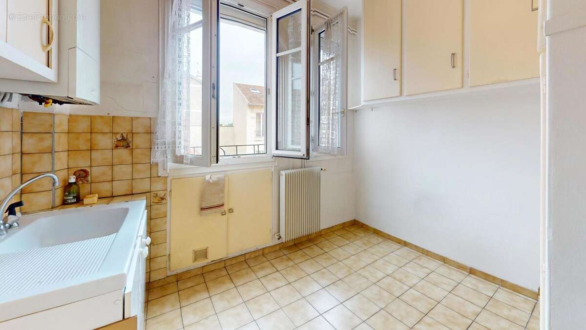 Appartement à COLOMBES