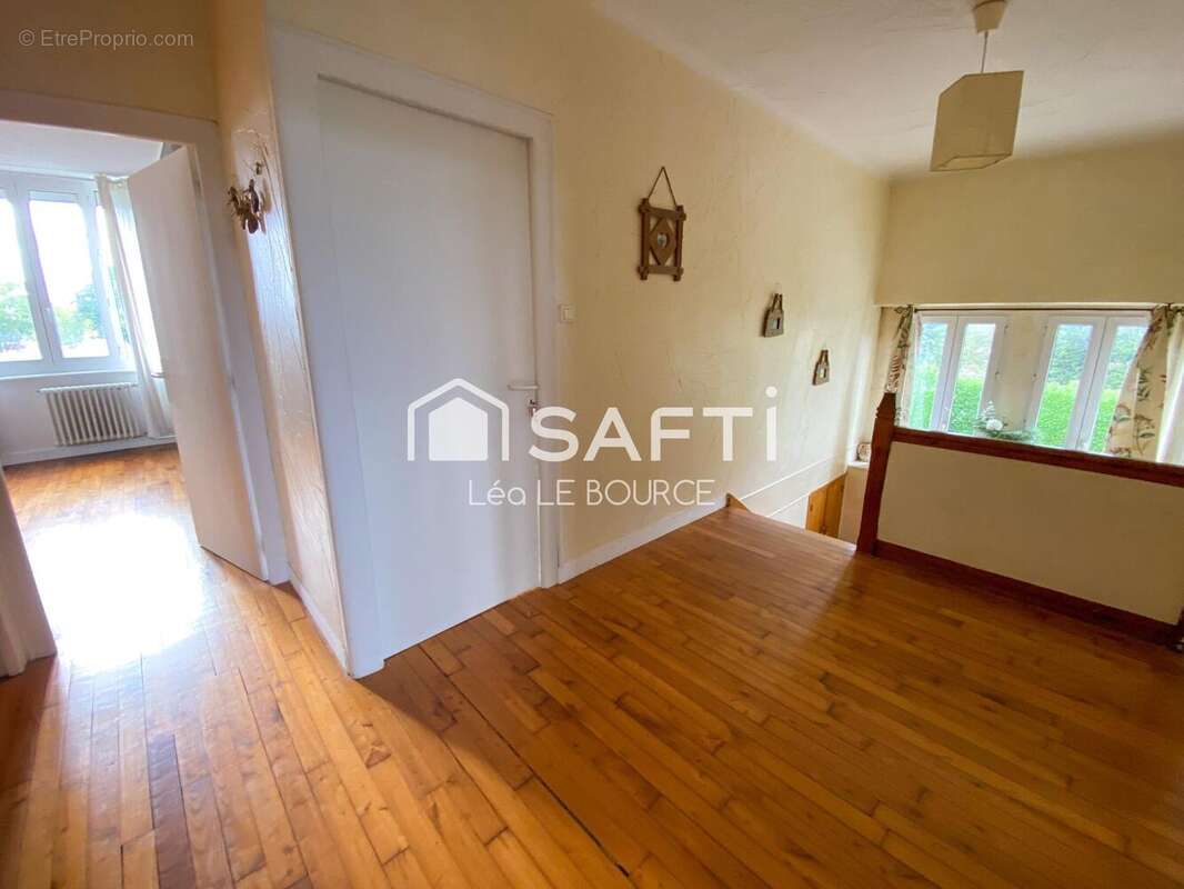 Photo 8 - Maison à ERGUE-GABERIC