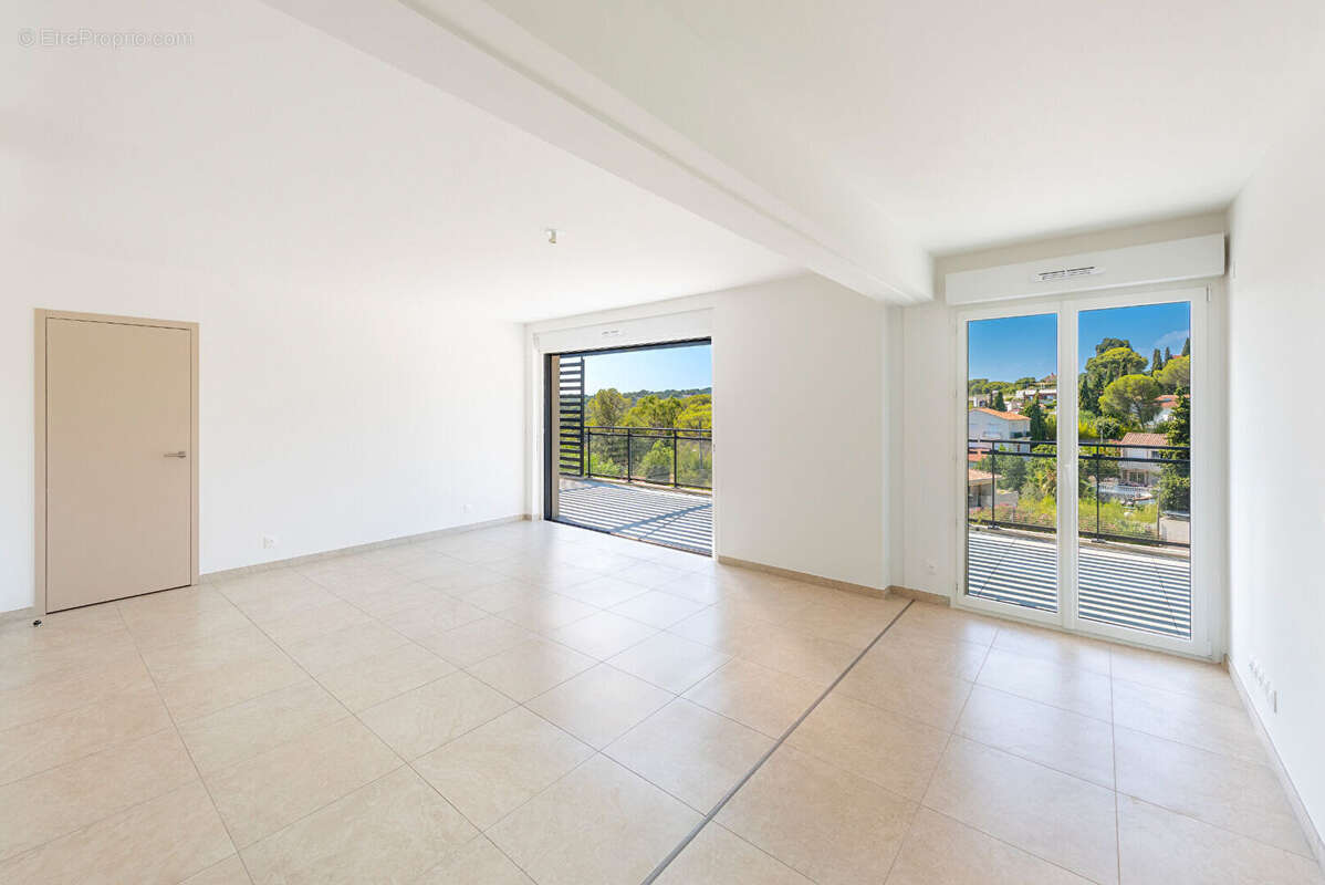 Appartement à SAINT-RAPHAEL