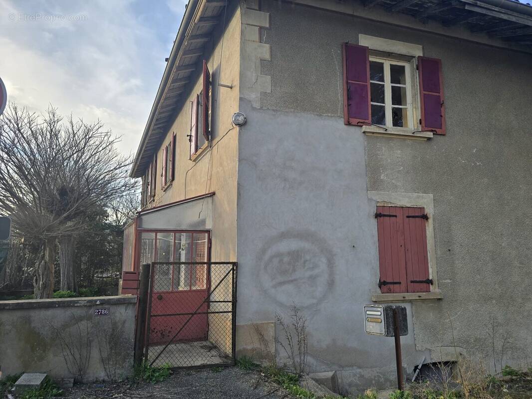 Commerce à GUEREINS