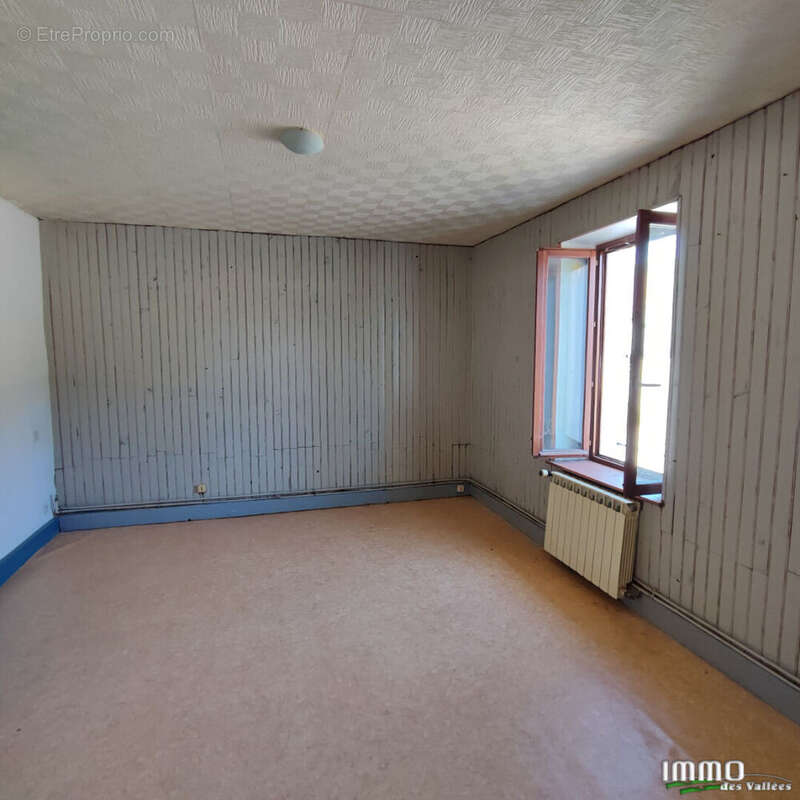 Appartement à SAINT-NABORD