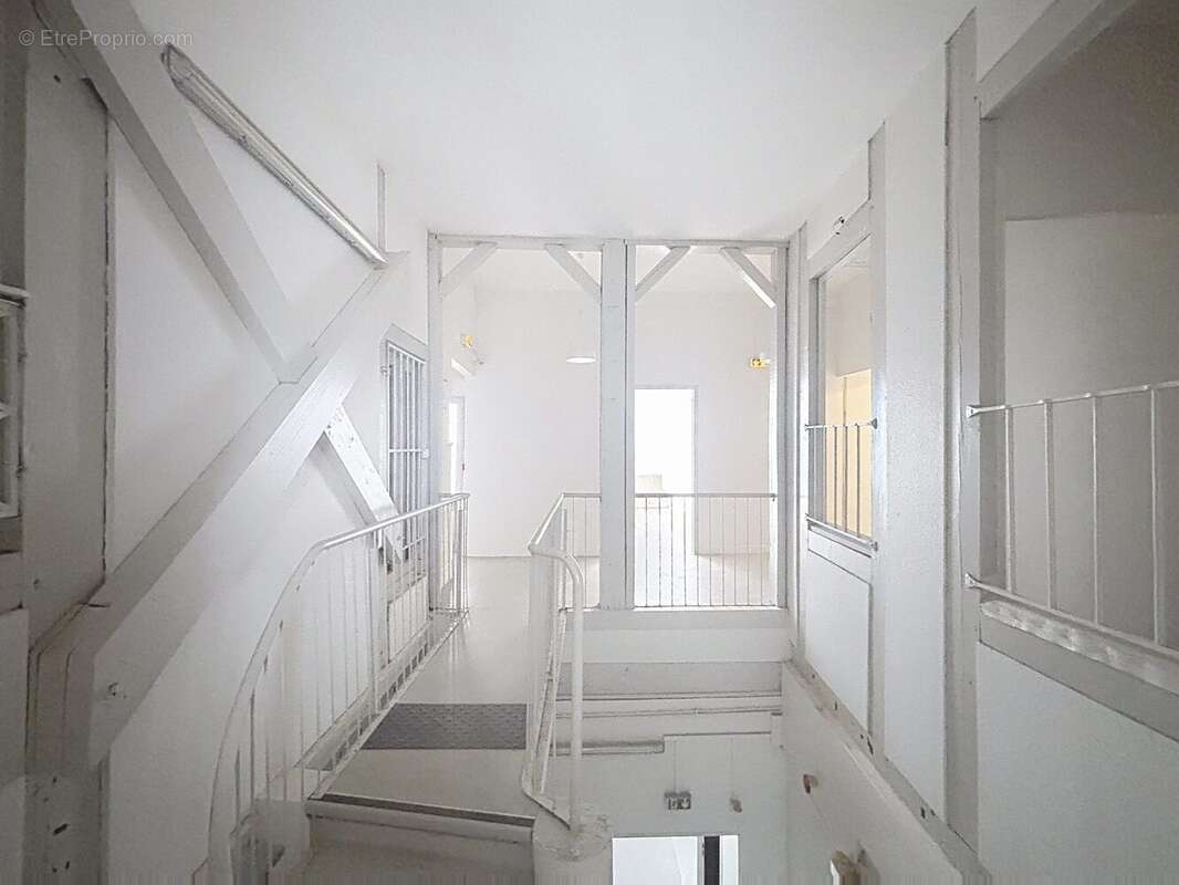 Appartement 535 m² à Toulouse  - photo 6