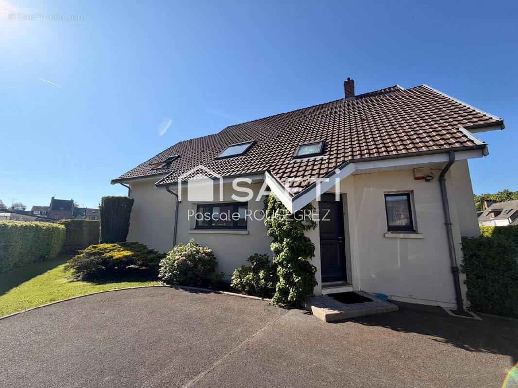 Photo 1 - Maison à DOULLENS