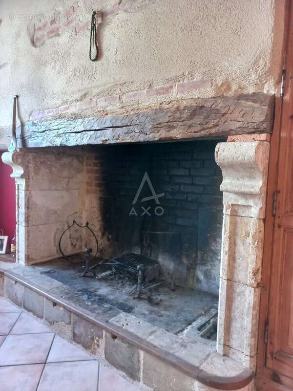 Maison à CASTELNAU-D'AUZAN