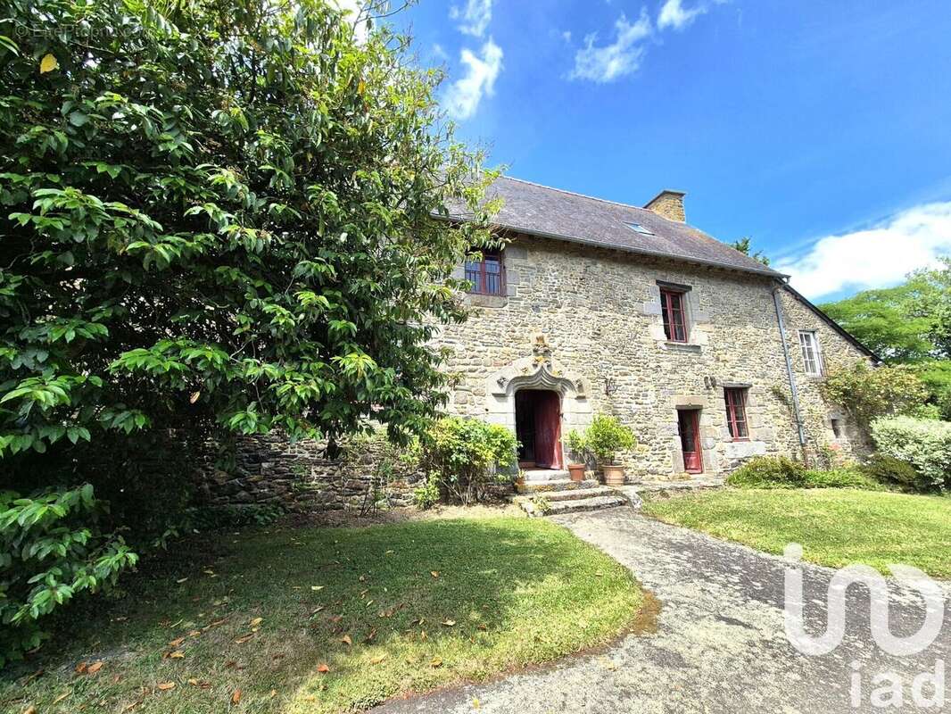 Photo 2 - Maison à COMBOURG