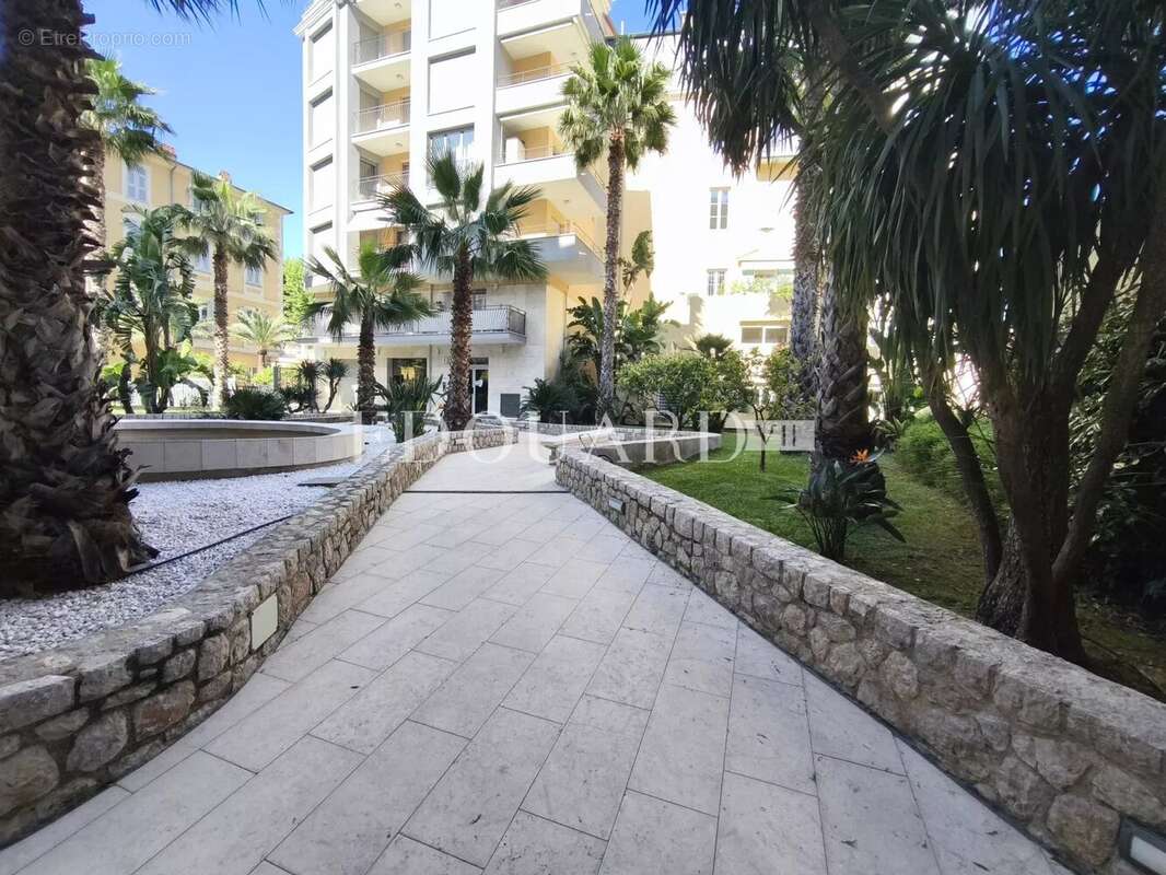 Appartement à MENTON