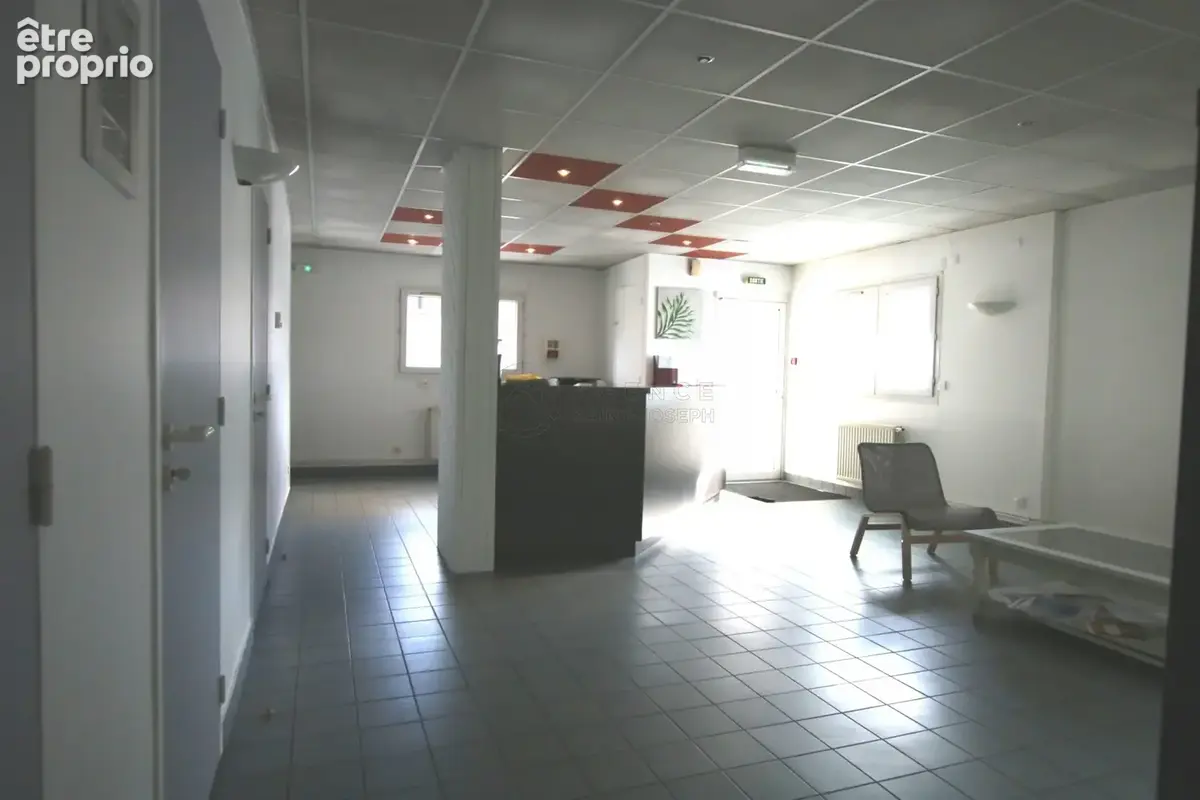 Commerce 194 m² à Yvetot  - photo 5