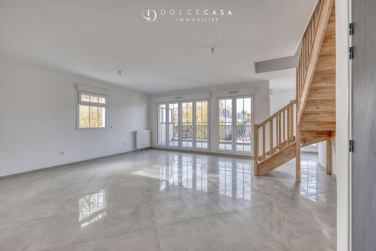 Appartement à LE PERREUX-SUR-MARNE