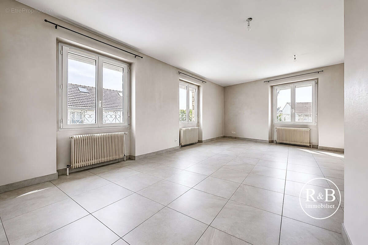 Maison Plaisir 5 pièces 125 m2 - photo 3