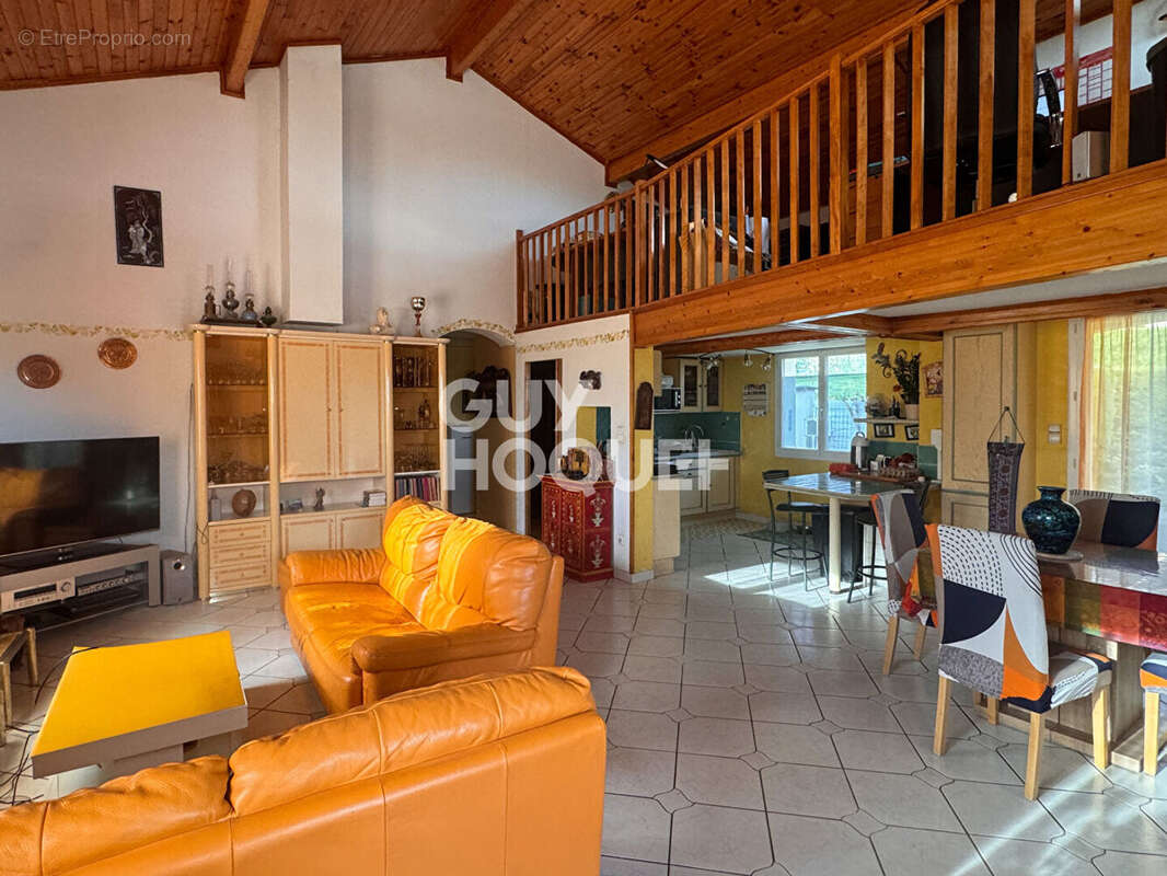 Maison à VILLETTE-DE-VIENNE