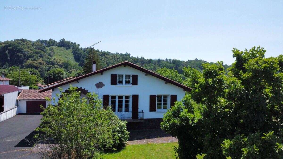 Photo 1 - Maison à SAINT-JEAN-LE-VIEUX