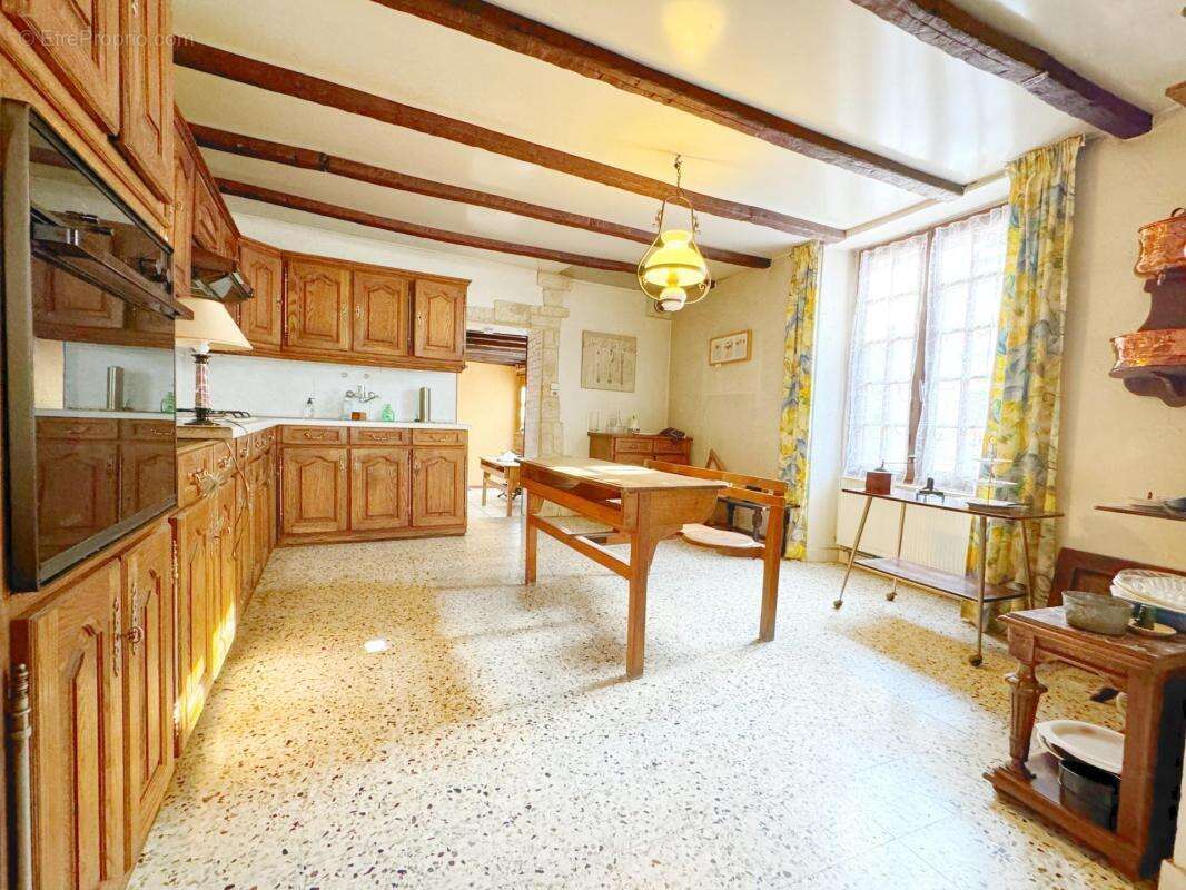 Maison à LA CHAPELLE-GAUTHIER