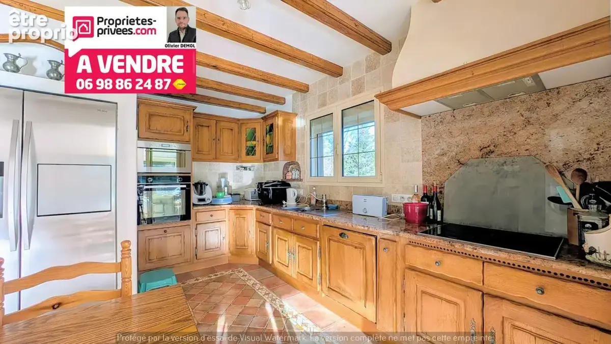 Vaste propriete en deux habitations et nombreuses dependances ! - photo 8